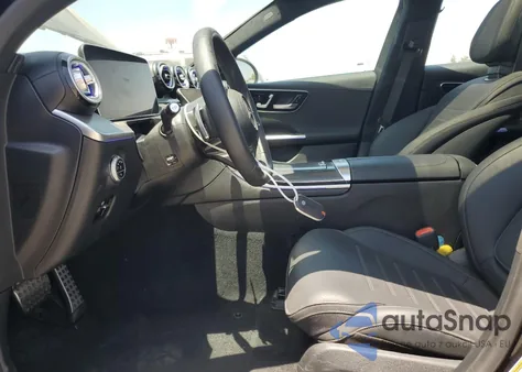 2024 Mercedes-Benz C 300 из США, поврежденный, VIN W1KAF4GB2RR209210